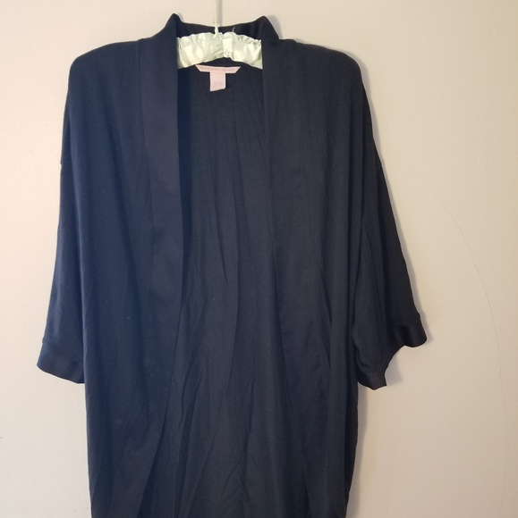 *** sold*** Victoria Secret Kimono - Picture 1 of 2